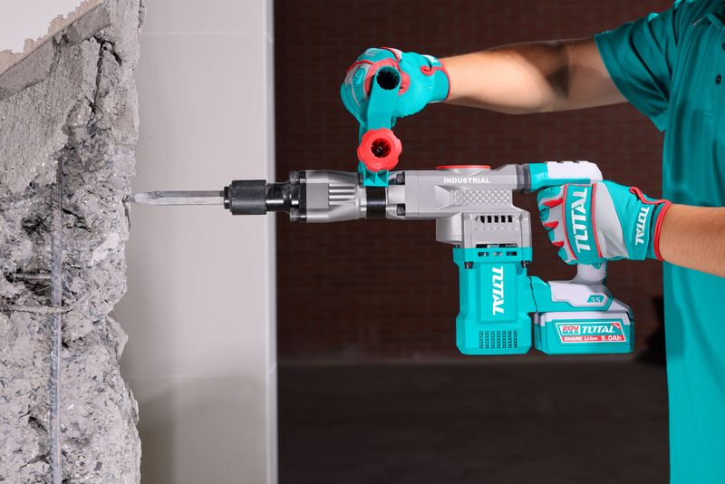 TOTAL Cordless Demolition Breaker 20V - TDBLI203582