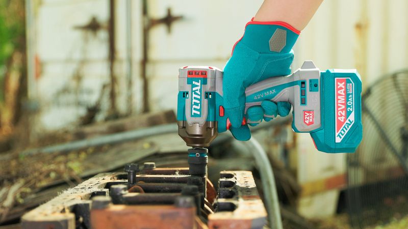 TOTAL Brushless Impact Wrench 600Nm - TIWLI42462