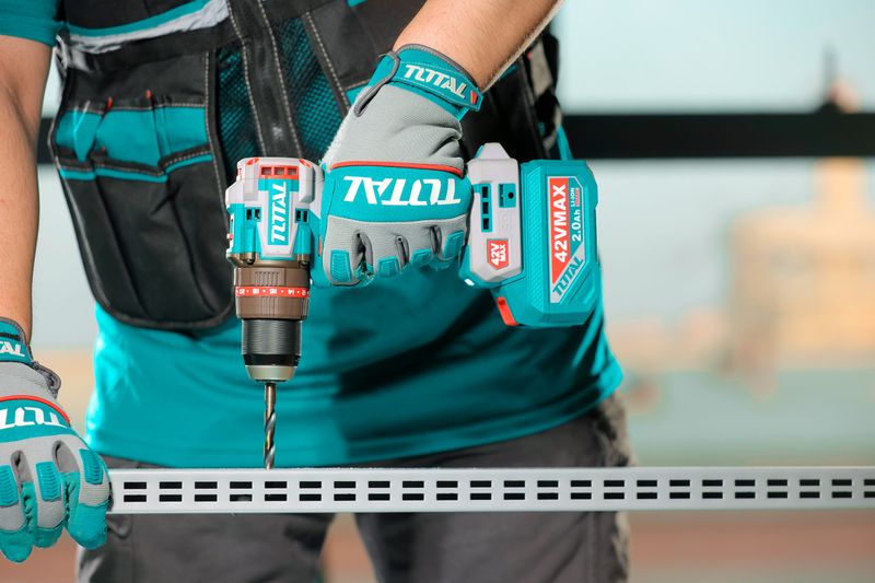 TOTAL Brushless Impact Drill Kit 42V Dual Battery - TIDLI426982