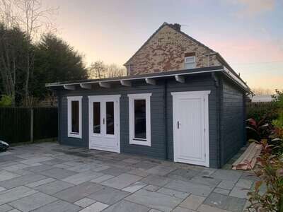 The Lincoln NLC 129 ***70mm logs*** Log Cabin w/Side Storage | 7.0 x 4.25m