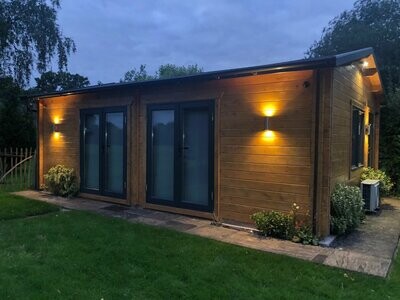 The Oxford NLC 147 Log Cabin | 7.0 x 5.0m
