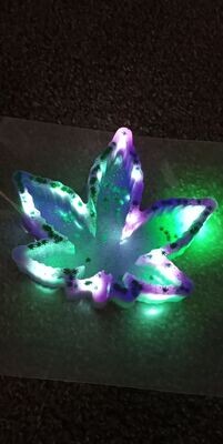 custom bud leaf ashtray