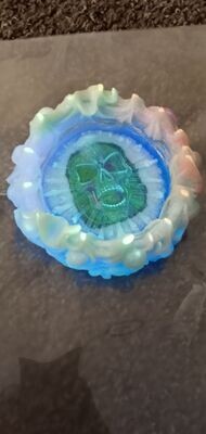 skull ashtray