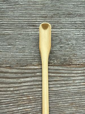 langer schmaler Bambuslöffel für Gewürze oder Salz