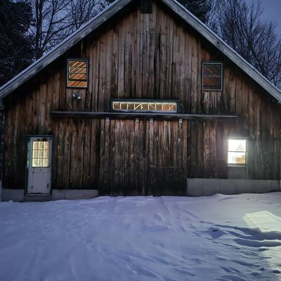JESSICA&#39;S BARN SALE LISTINGS