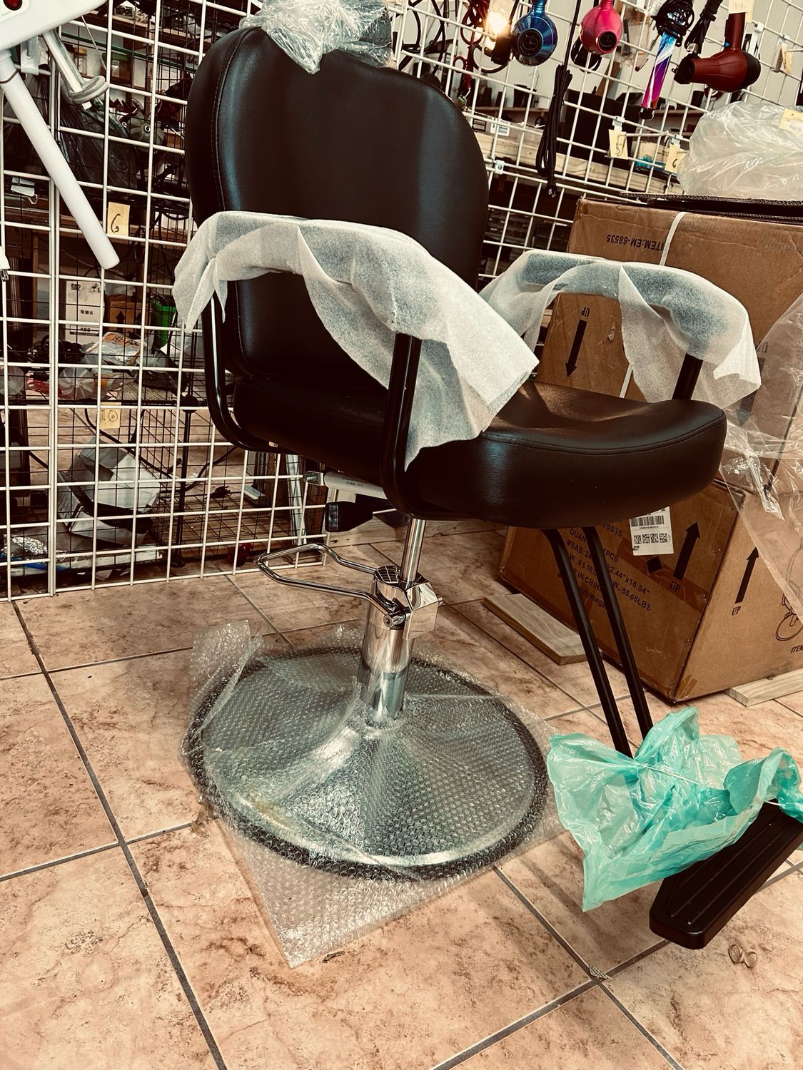 Unisex Chair