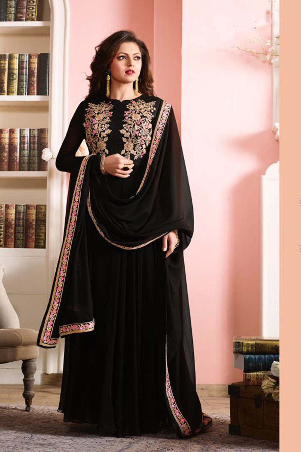 Drashti Dhami Wear Black Designer Anarkali Suit