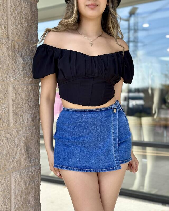 Eyes on me denim skort