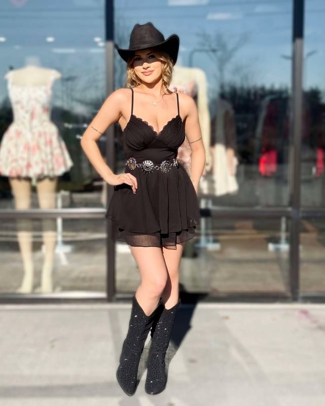 She&#39;s a sweetheart romper
