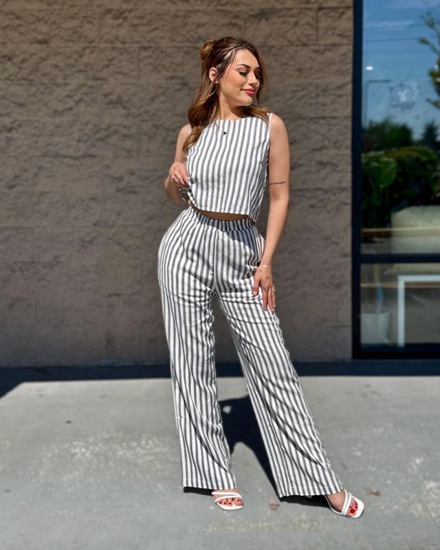 Stripped pants set