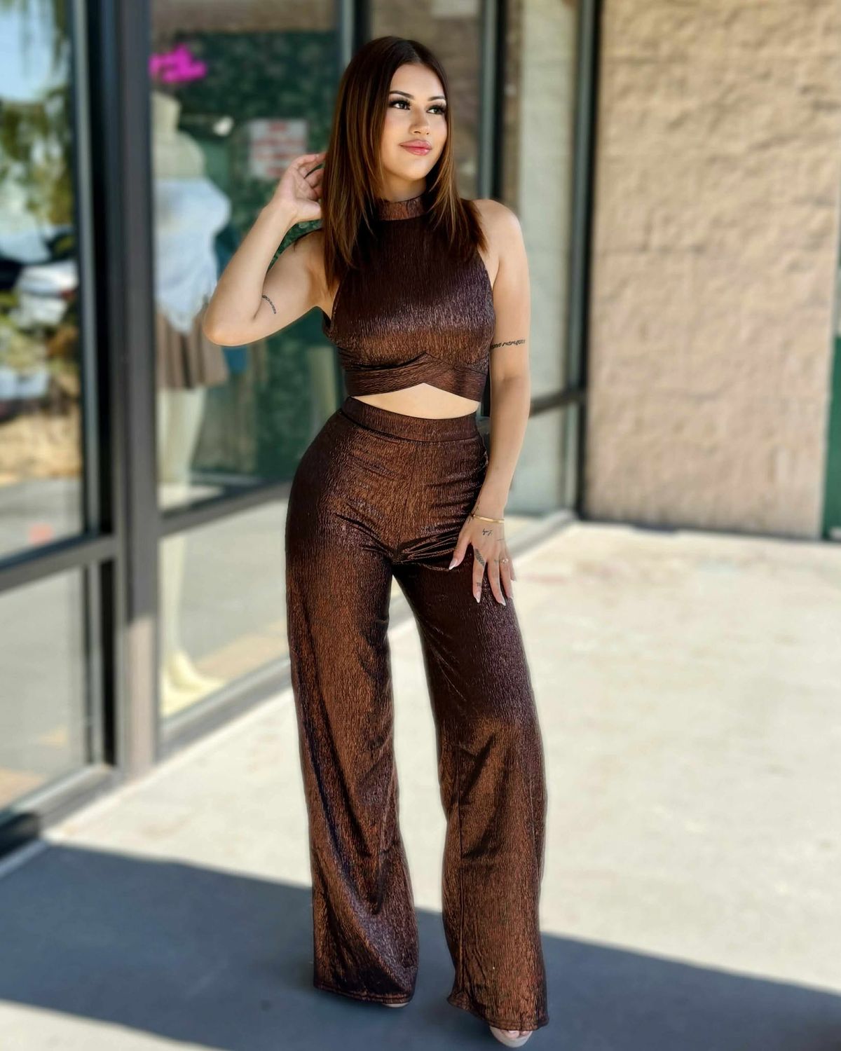 Head turning pants set