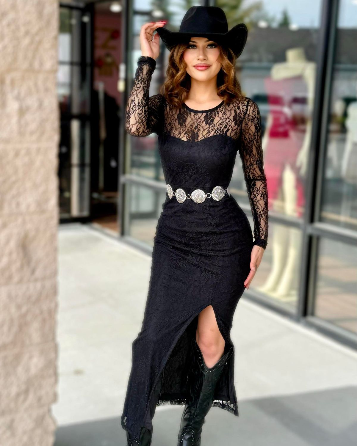 Long sleeve lace midi dress