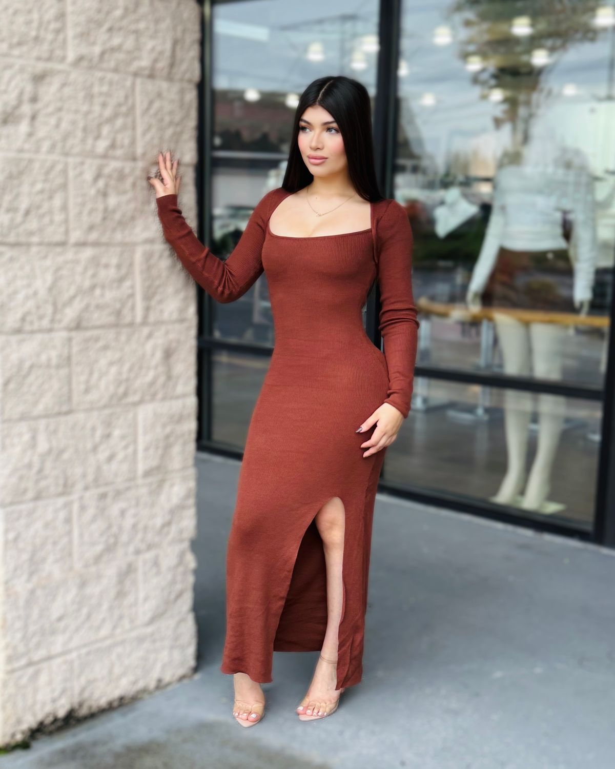 Elegant maxi sweater dress