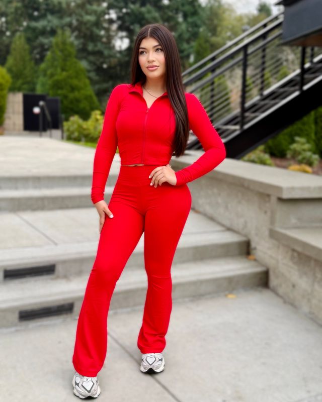 On the go flare legging set