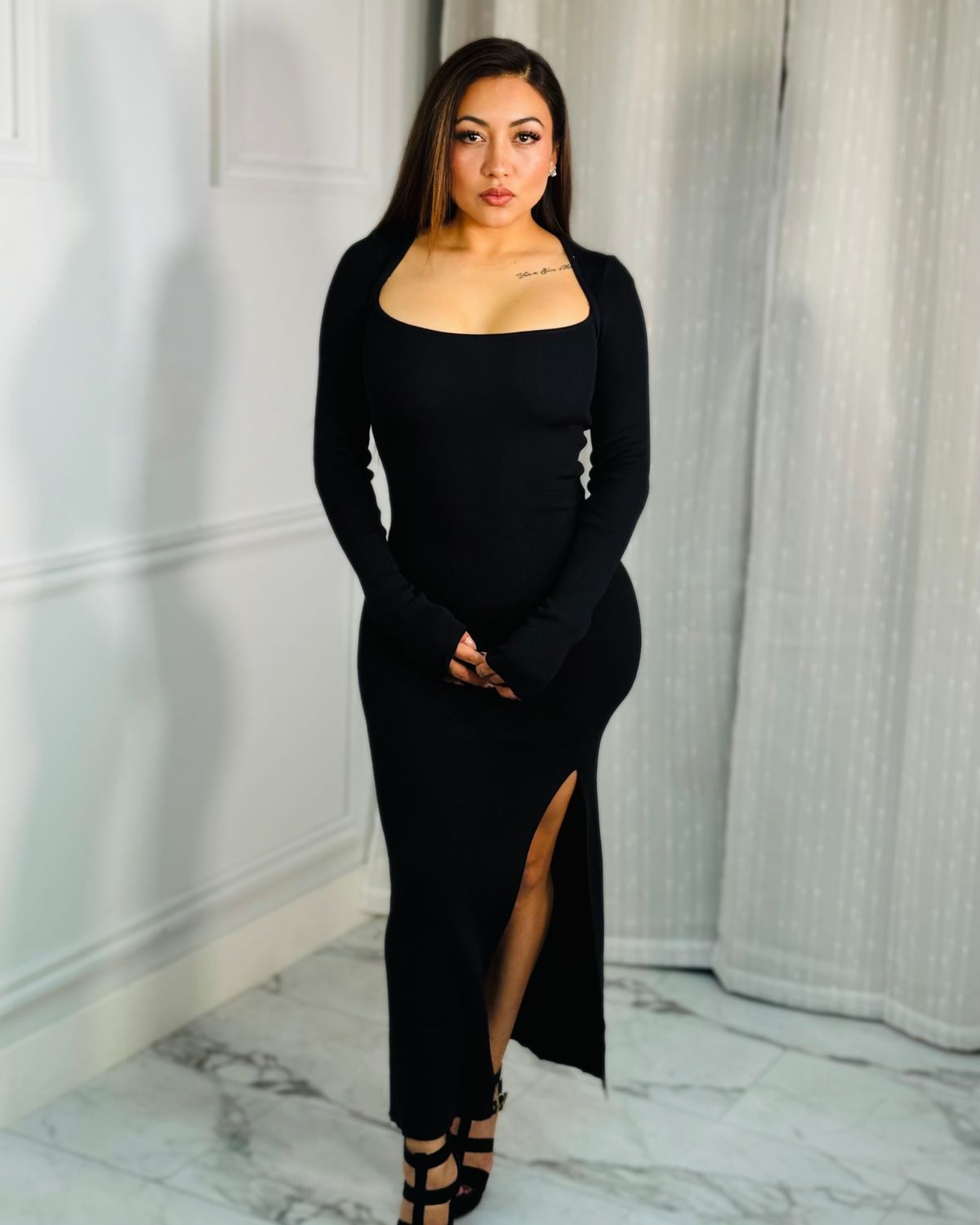 Elegant maxi sweater dress