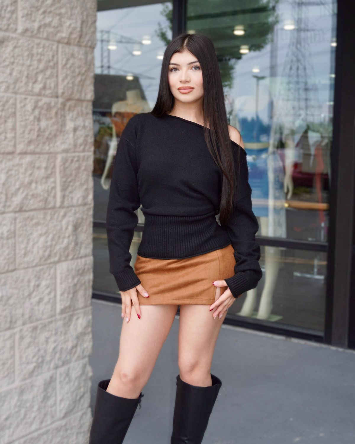 Boat neck sweater