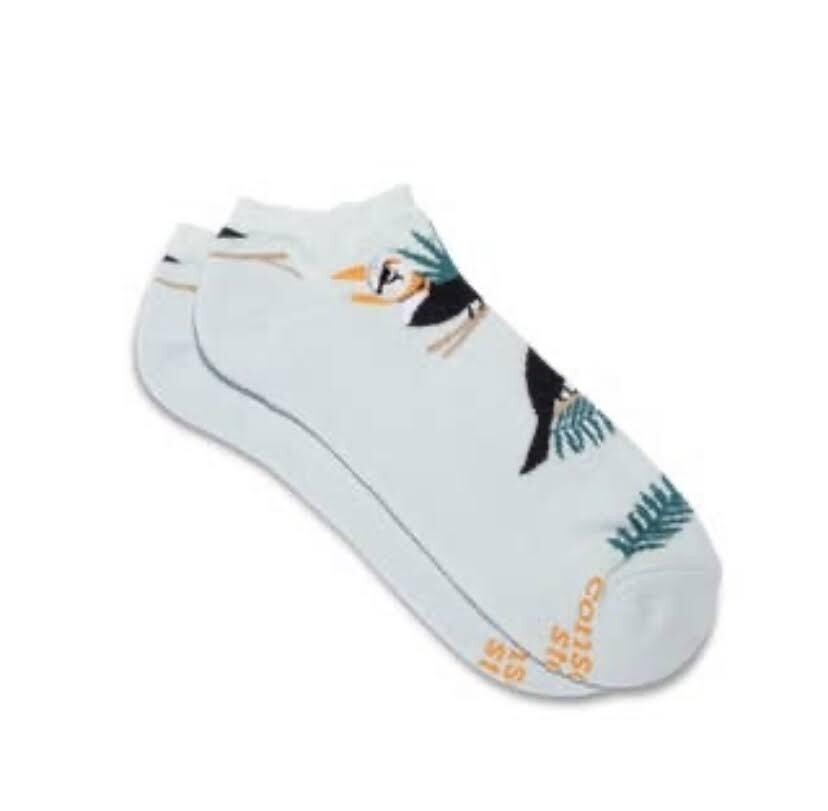 Conscious Step - Ankle Socks that Protect Toucans. - medium