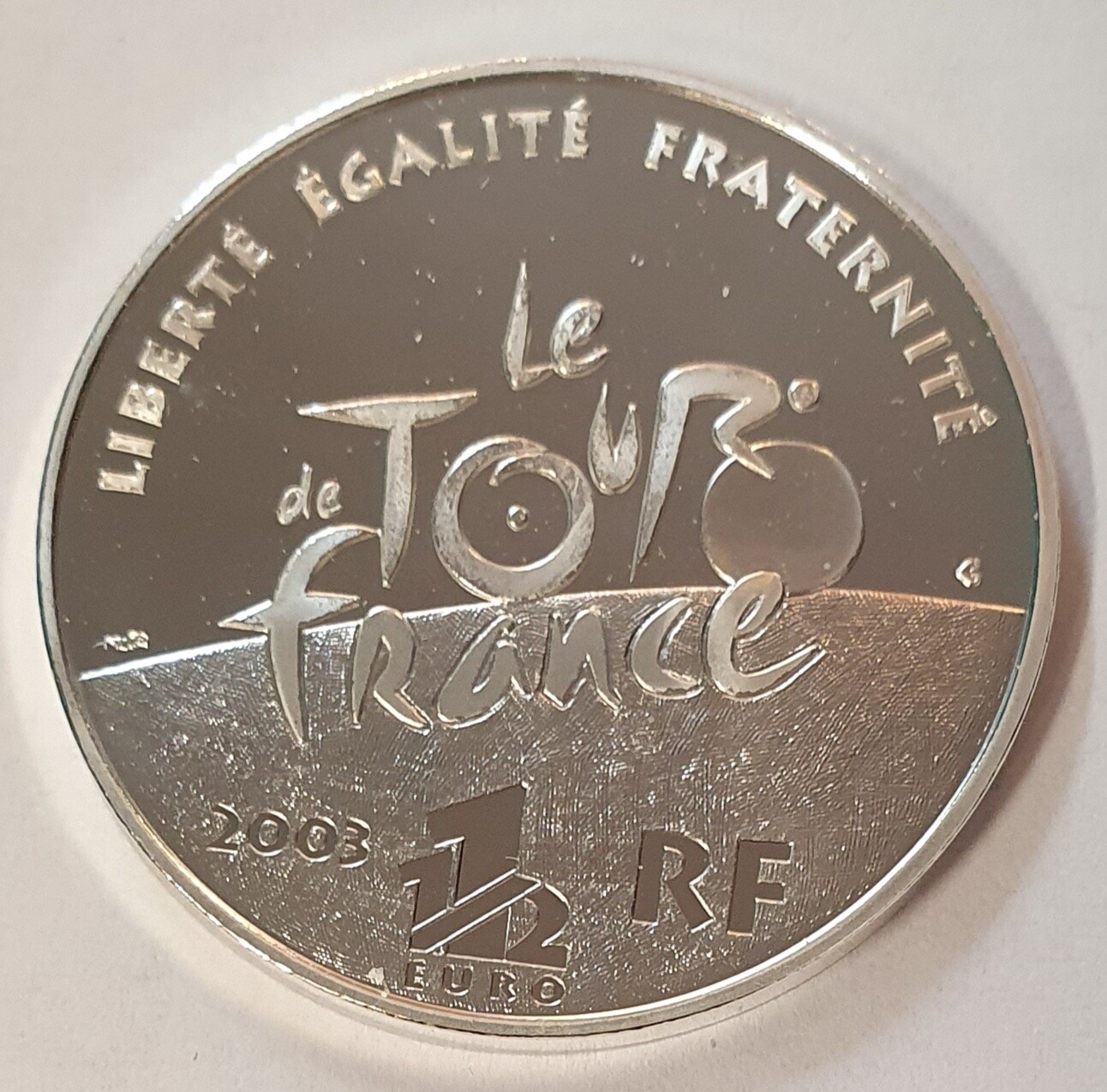 LE TOUR DE FRANCE