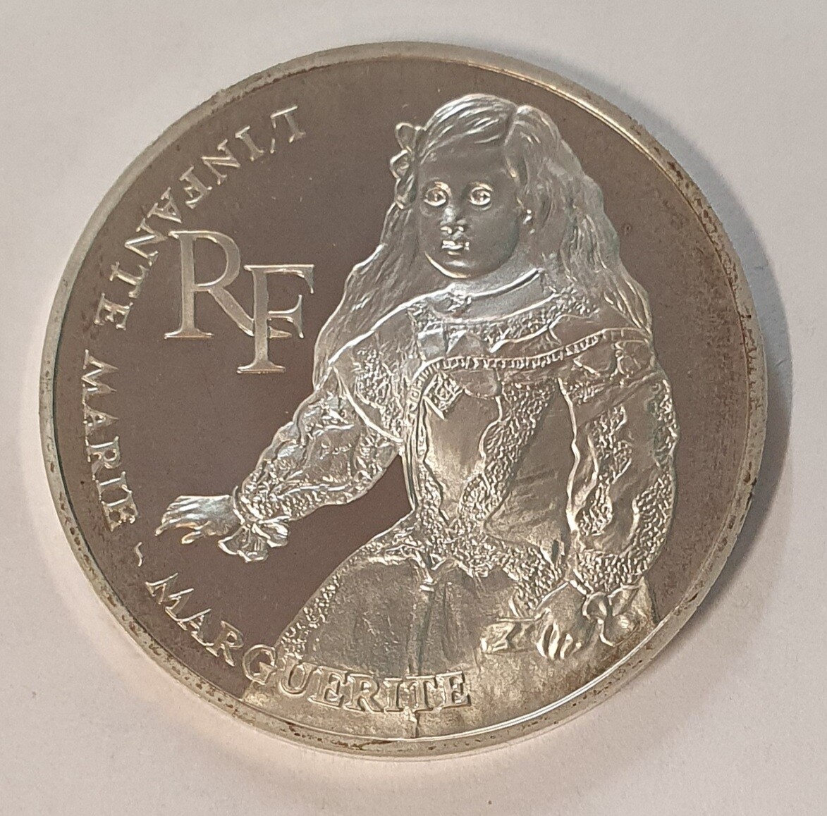 L' INFANTE