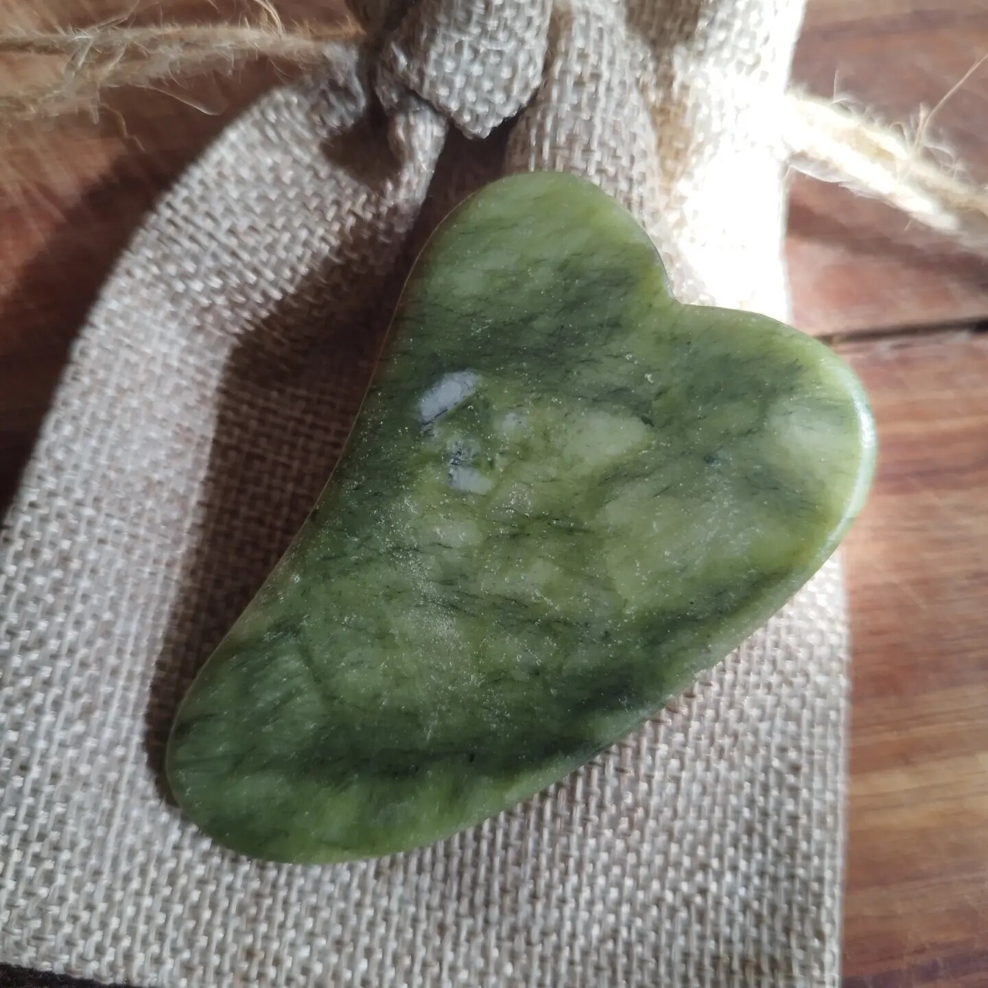 Gua Sha piedra Jade