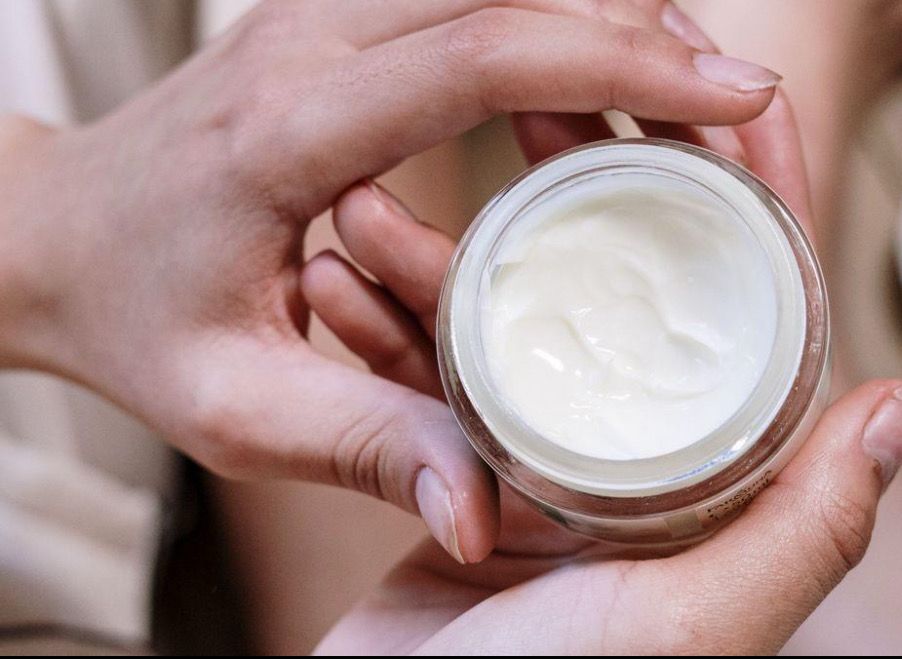 Crema facial nutritiva