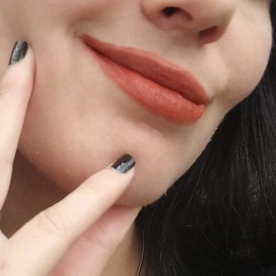 Labial sólido Rojo intenso