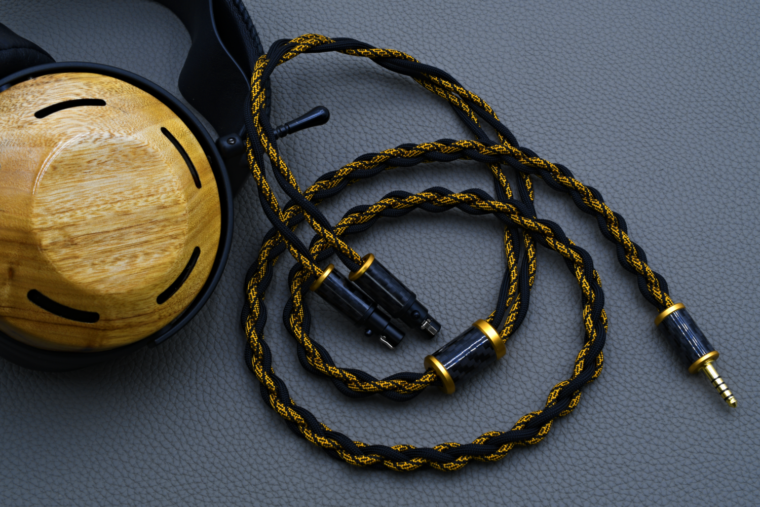 Aegis - Pure Copper OCC Litz Custom Headphone Cable Aegis - Pure Copper OCC Litz Custom Headphone Cable