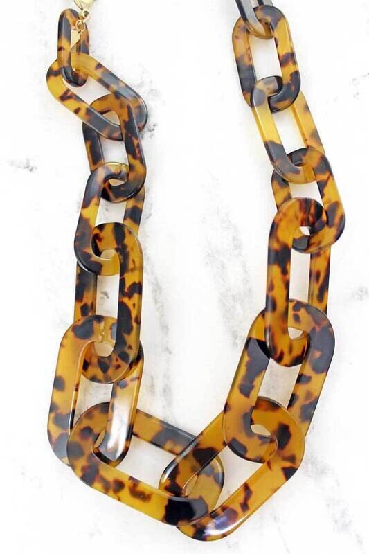 Maren Tortoiseshell Carmella Chain Link Necklace