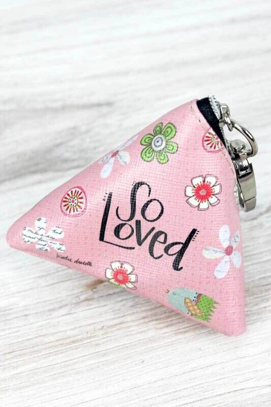 Small Triangle Bag &quot;So Loved&quot;