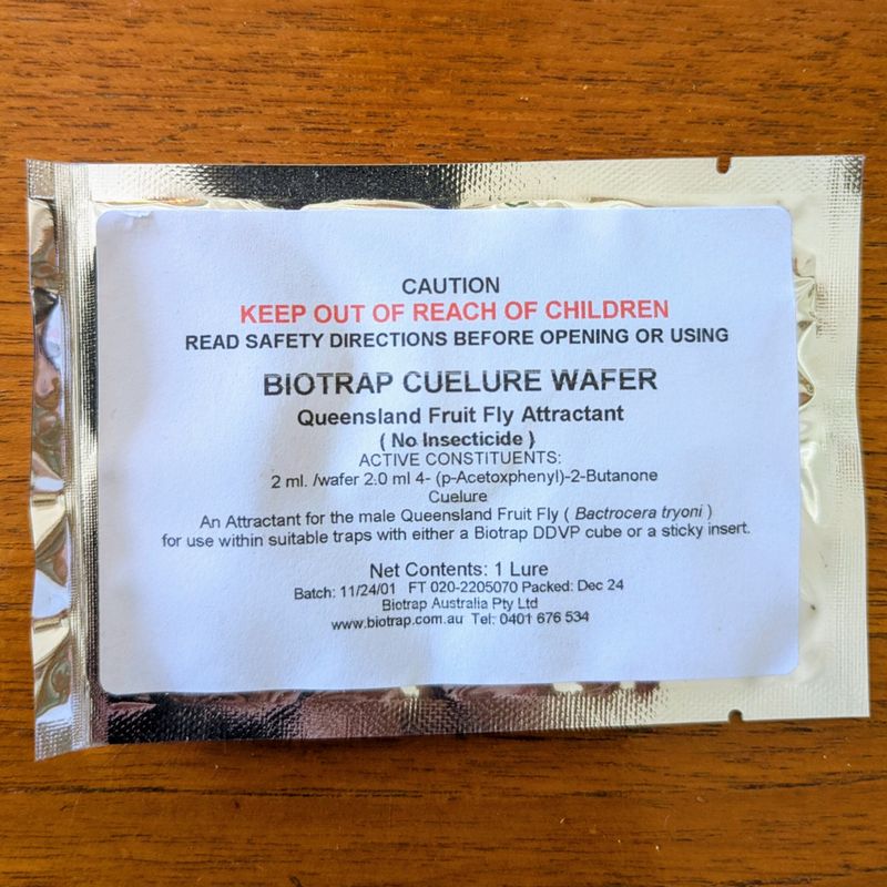 Biotrap Male Fruit Fly Lure