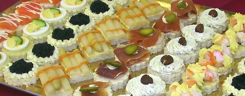 PLATEAUX 36 CANAPES ASSORTIS