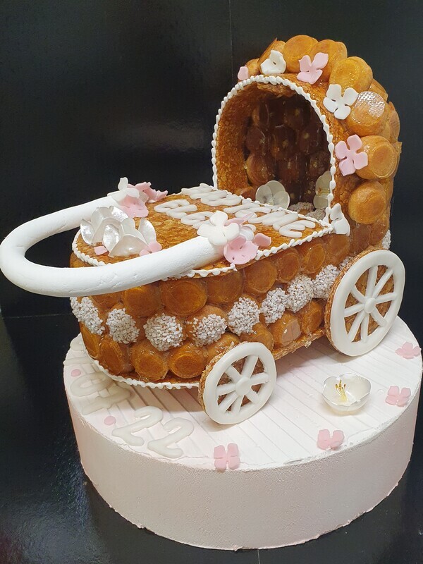 Pièce Montée LANDAU
 Minimum 150 choux