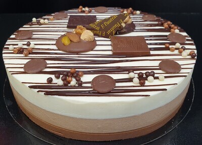 ENTREMETS TROIS CHOCOLATS 12 PERSONNES