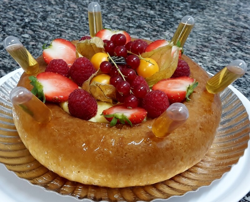 BABA  SAVARIN AU RHUM 6 PERSONNES