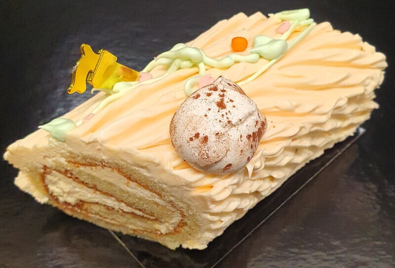 BUCHETTE  GRAND MARNIER CREME AU BEURRE  ROULEE