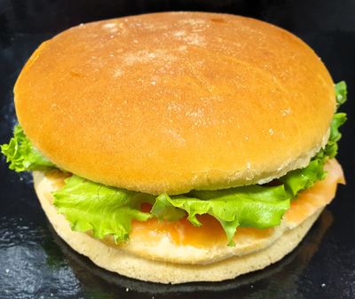 sandwich bagnat brioché SAUMON FUME