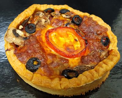 TARTE TOMATE MOZZARELLA CHAMPIGNONS