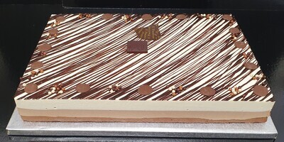 ENTREMETS TROIS CHOCOLATS GRAND FORMAT ENTREMETS TROIS CHOCOLATS GRAND FORMAT