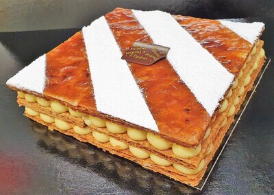 MILLEFEUILLE PISTACHE 8 PERSONNES