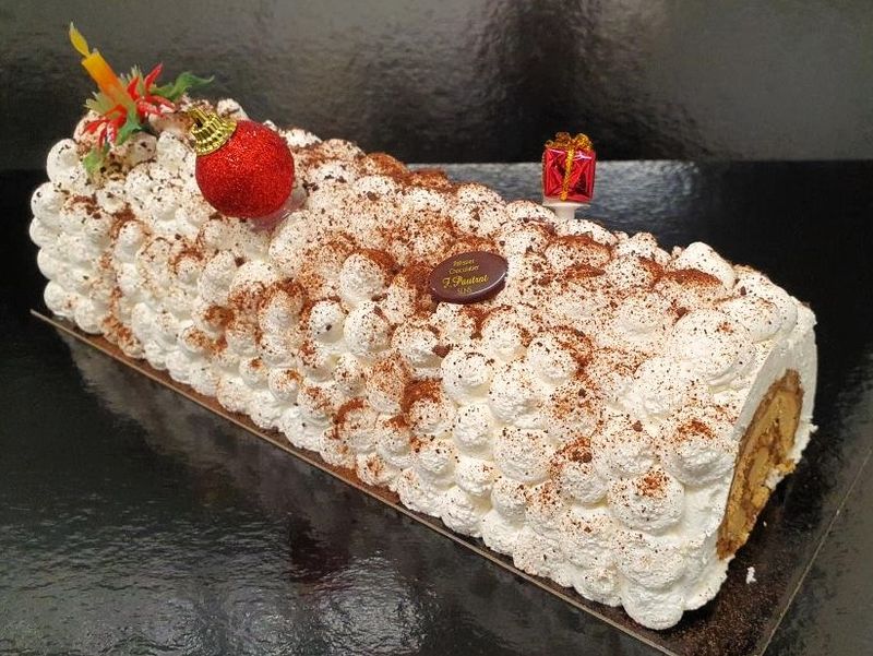 BUCHE  TIRAMISU CAFE  14 PARTS