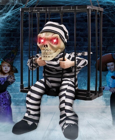 Screaming Animated Hanging Halloween Decoration