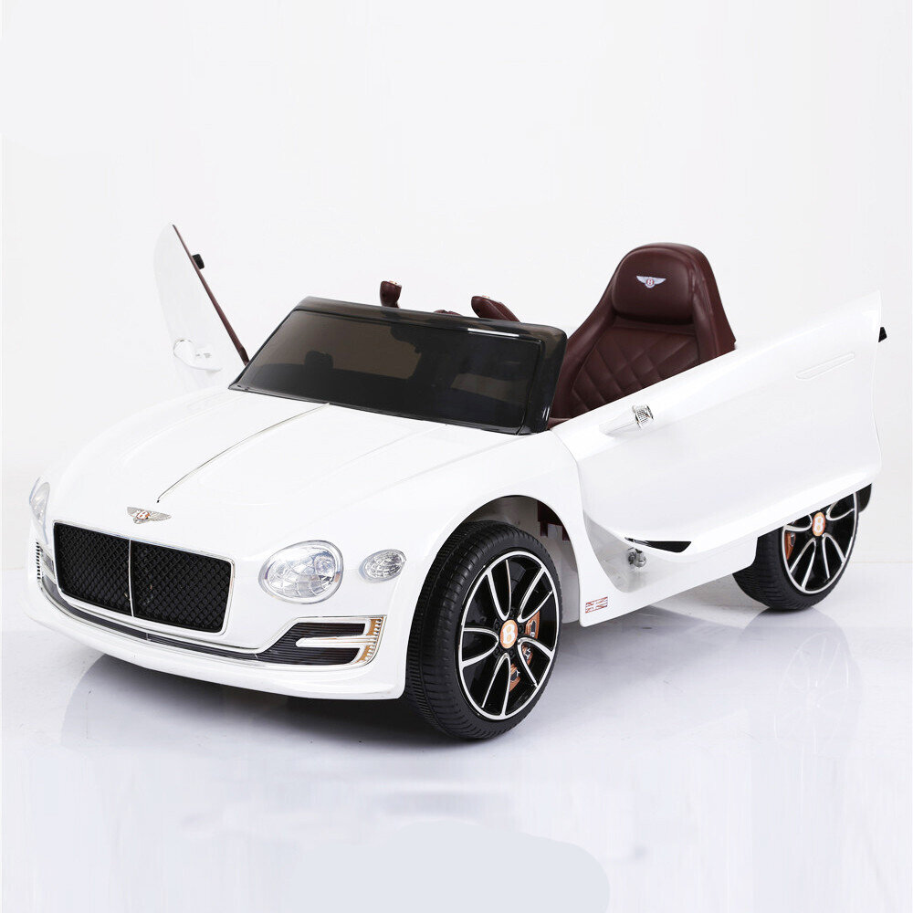 Электромобиль Bentley EXP12 белый