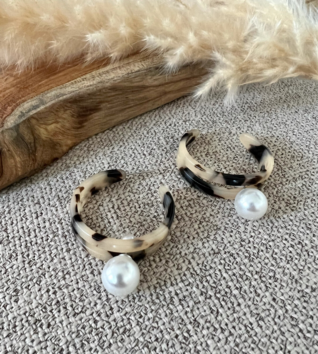 Tortoise Pearl Drops Earrings