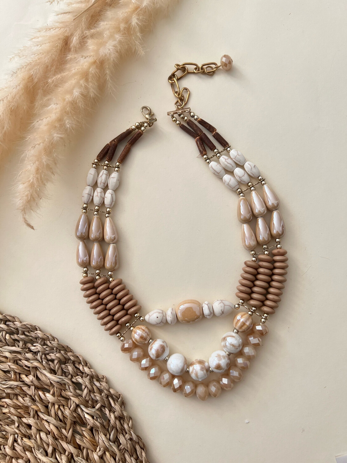 Nudes & Creams Necklace
