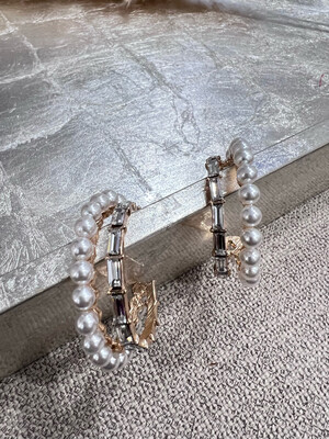 Rhinestones & Pearls Earrings 