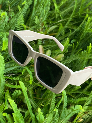 G&G Nude Sunglasses
