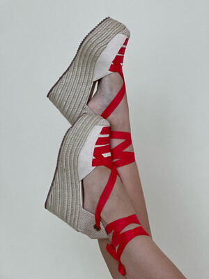 Red Laura Natural Wedges