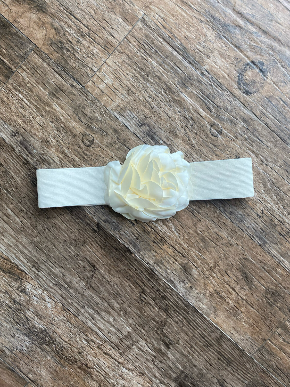 White Flower Spandex Belt