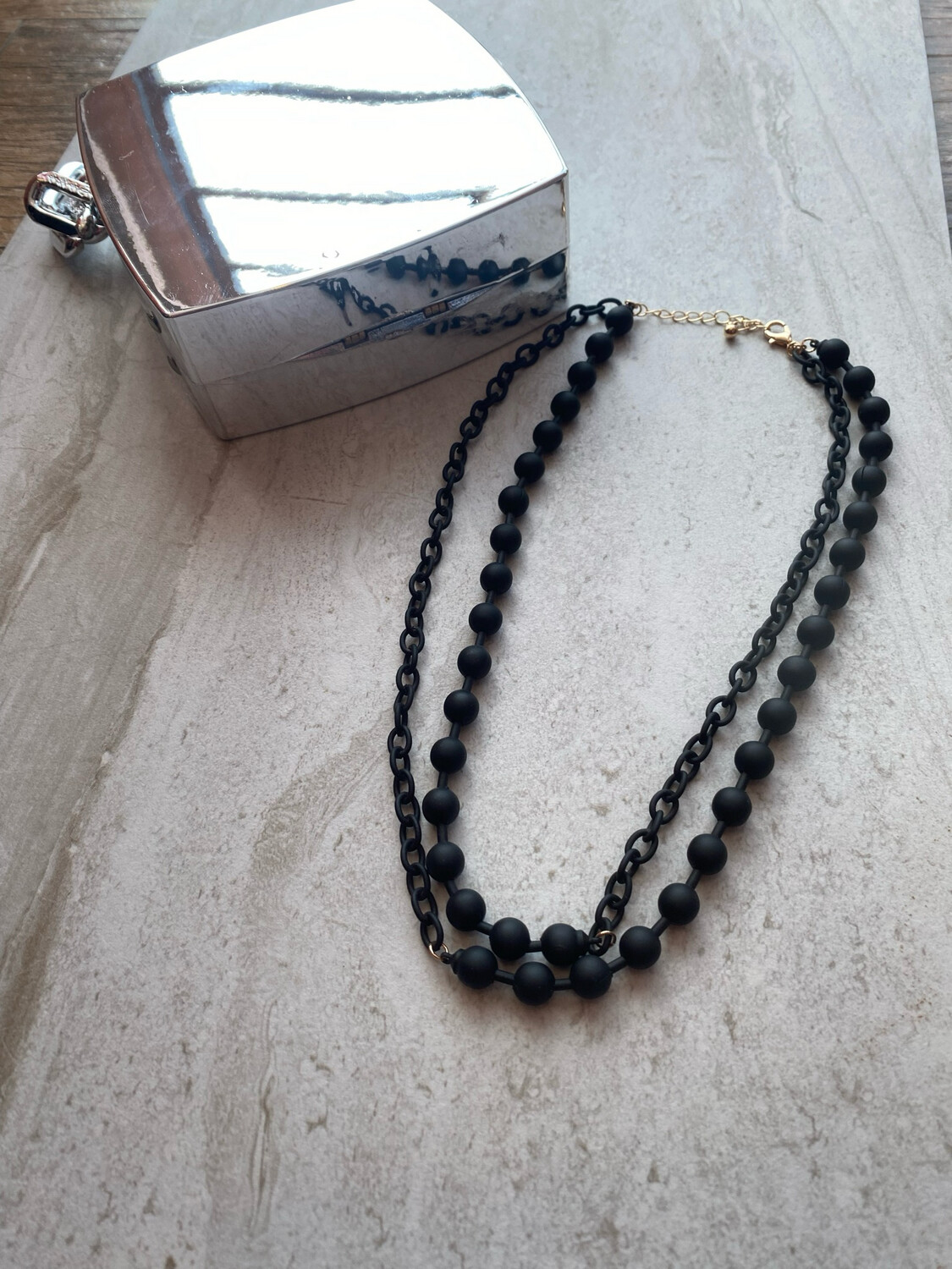 Matte Beads Black Necklace