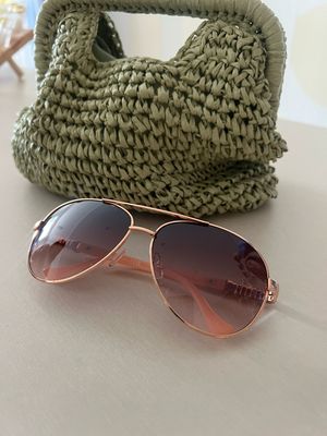 Rose Metallic Aviator Sunglasses